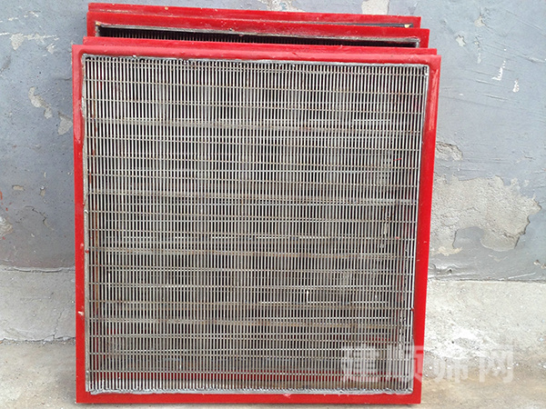 包邊條縫篩網(wǎng)應用案例圖片2